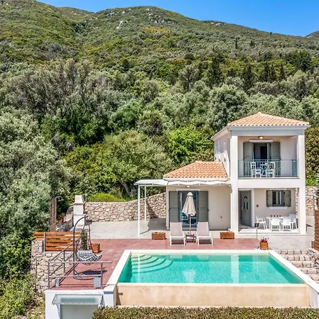 Nefeli Lefkas *