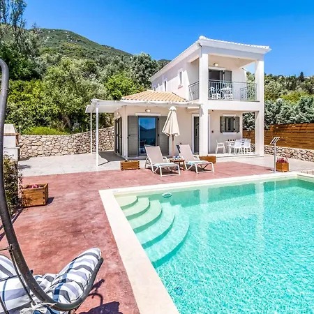 Nefeli Lefkas