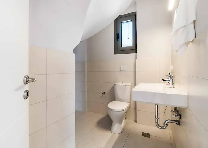 Nefeli Lefkas * Pondi